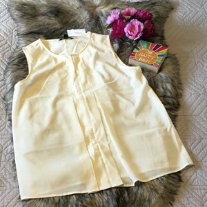 BR Cream Top Size M NWT